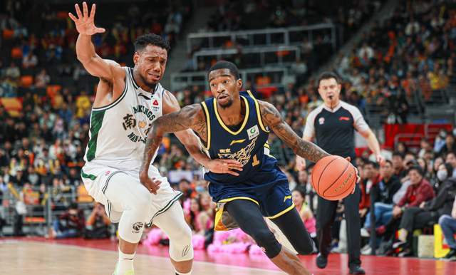 爱体育体育官网-CCTV5直播！广东VS同曦拒绝爆冷，三外援长驱直入，杜锋全面练兵