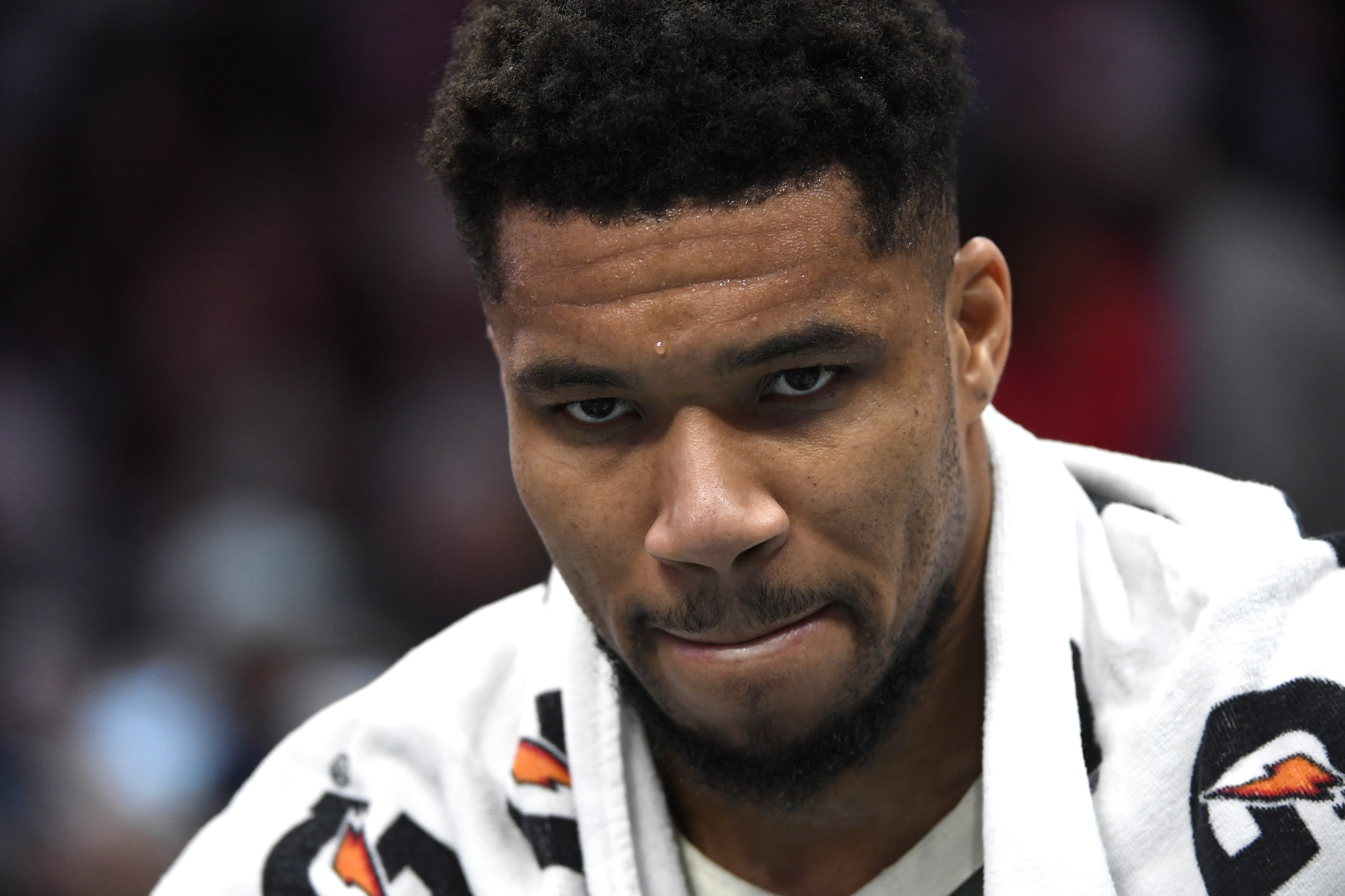 又一场无奈的失利！字母哥13中9&amp;罚球14中7空砍25分 有7次失误